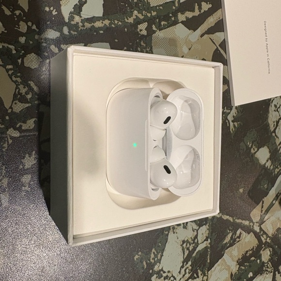 Apple AirPods Pro Gen 2